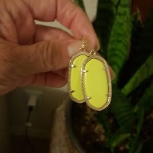 Kendra Scott Vintage green yellow neon Elle earrin